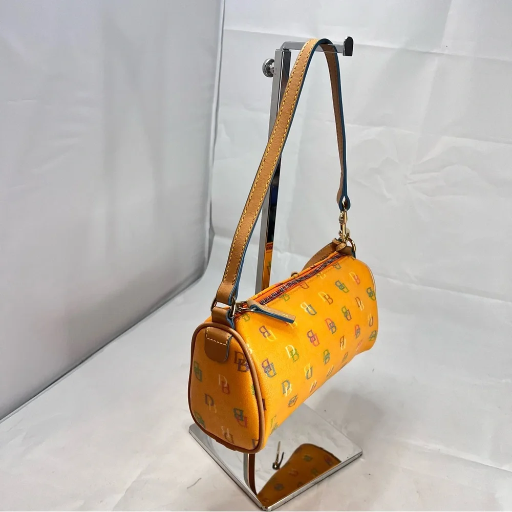 Dooney & Bourke Signature Orange Barrel Mini ShoulderBag- excellent condition! - Picture 3 of 13